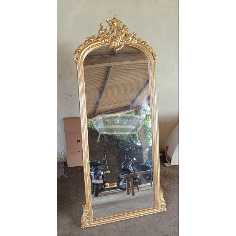 Standing Miror Ukir