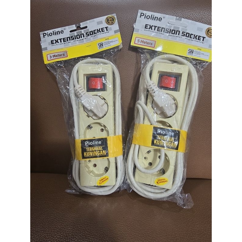 STOP KONTAK + KABEL 3 METER LUBANG 3 / STOP KONTAK LUBANG 3 + KABEL 5 METER PIOLINE