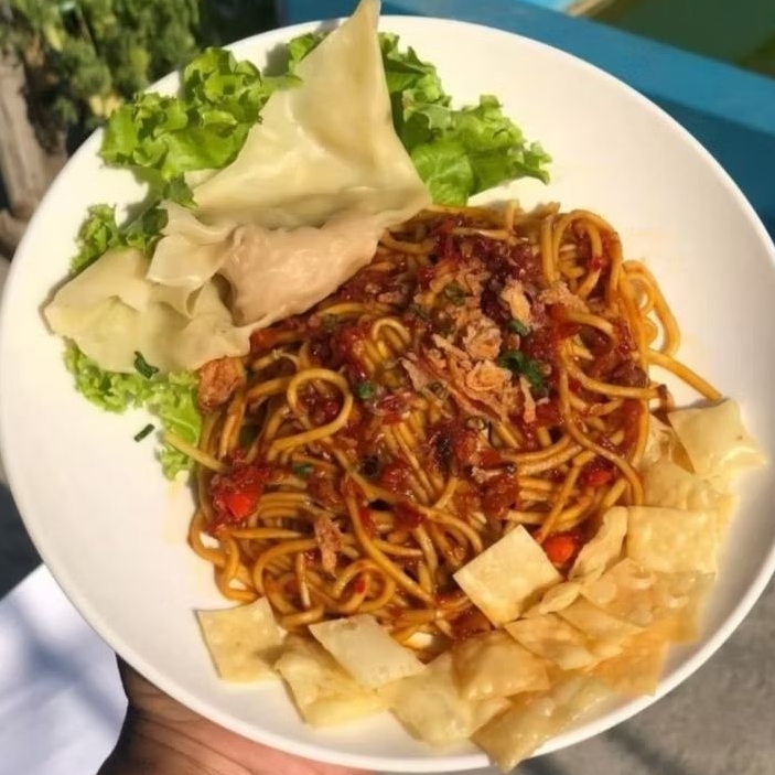 

PROMO PUNCAK 5.5 MIE JEBEW / MIE LEVEL BUMBU BASAH TERMURAH