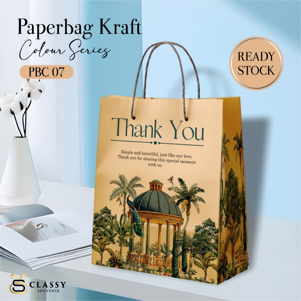 

PAPERBAG SABLON MOTIF READY STOCK - TAS SOUVENIR PERNIKAHAN BAHAN KRAFT PBC 07