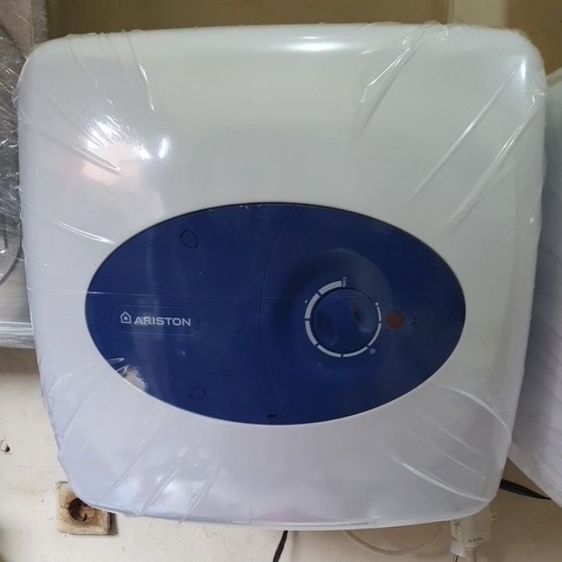 Water heater ARISTON 30 liter pemanas air kamar mandi
