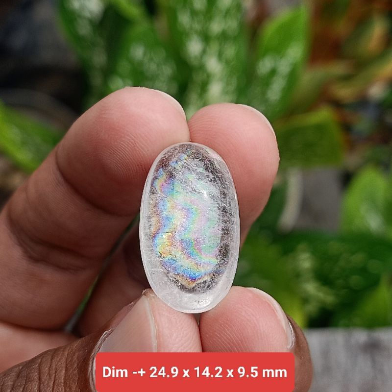 BATU KECUBUNG AIR PELANGI KALIMANTAN ( NATURAL QUARTZ )
