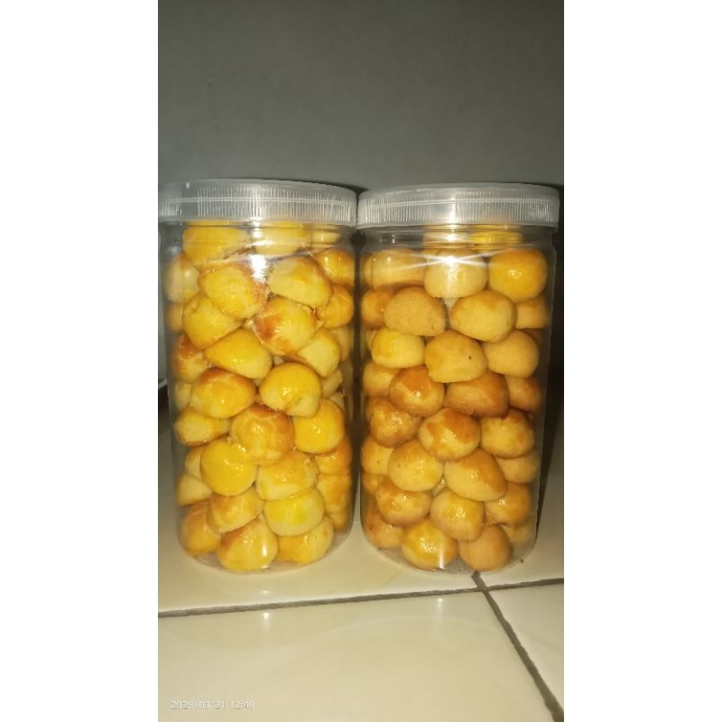 

kue nastar