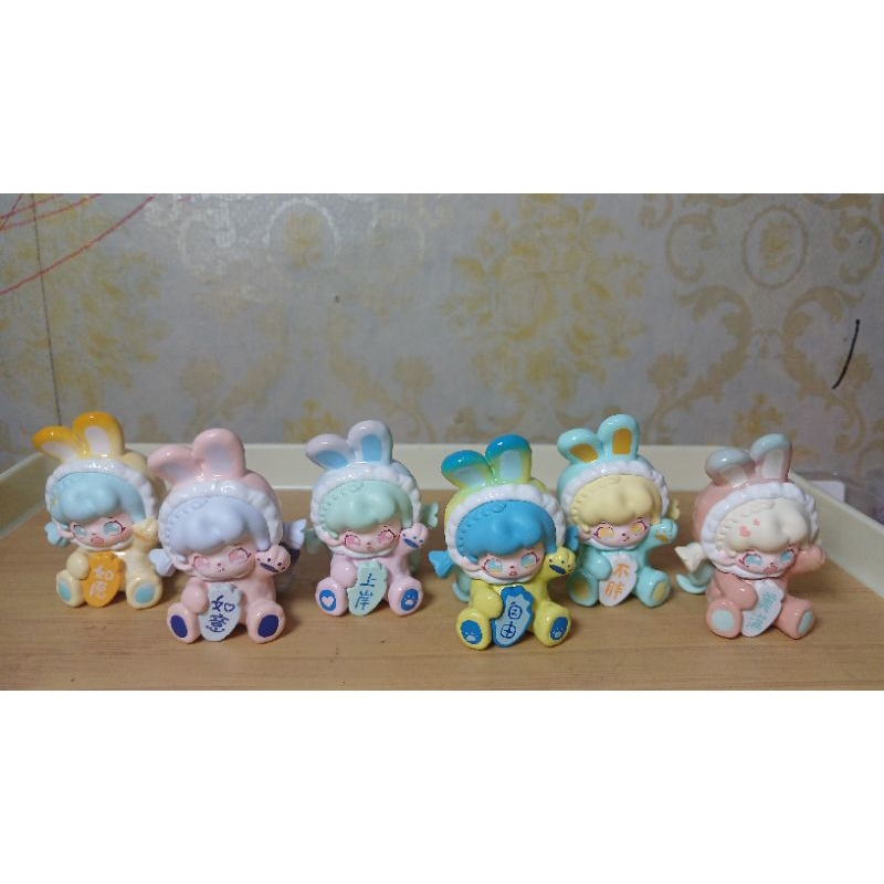 Figure Kaka Doll gift Rabbit (Selected)