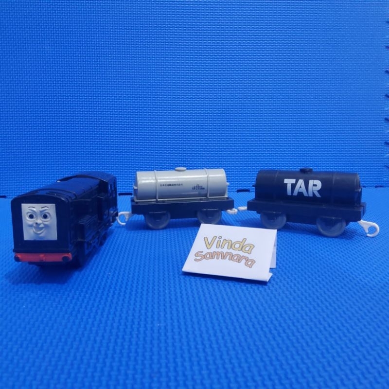Takara Tomy Plarail Kereta T-11 Thomas and Friends Diesel T11