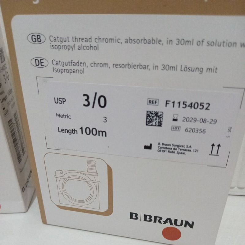 B braun cat gut chromic 3 0/B braun chromic 3/0/catgut chromic 3 0 original B braun exp 2029 bulan 8