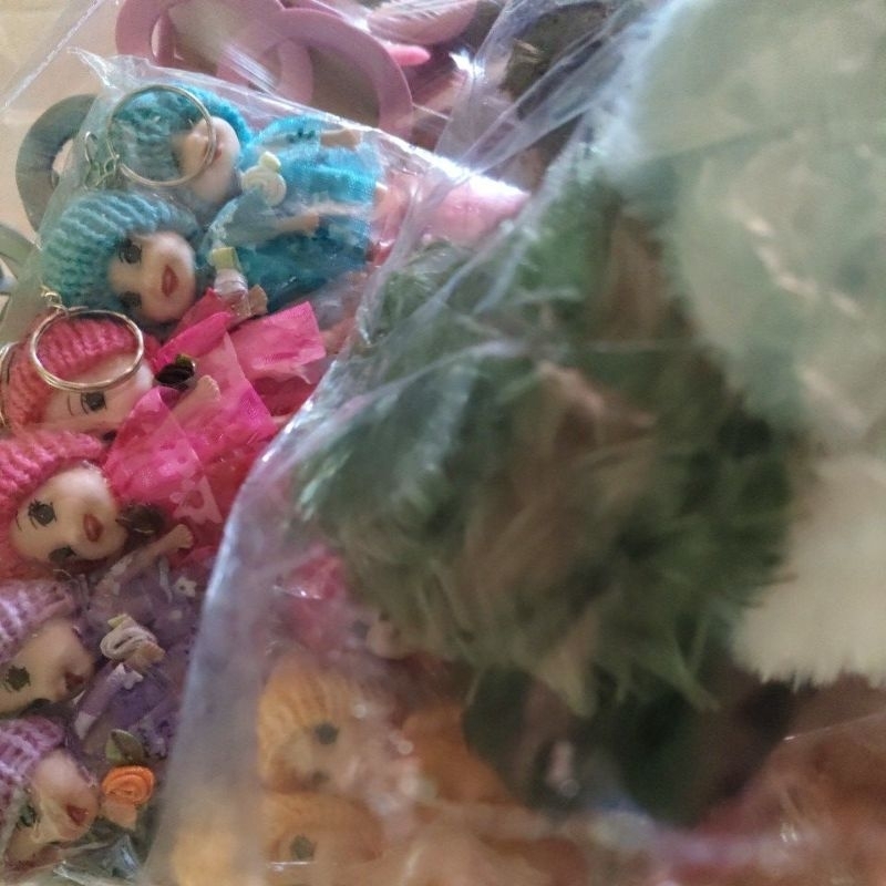 

4 barang random kocok kertas