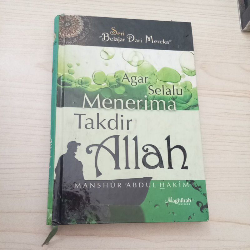 BUKU AGAR SELALU MENERIMA TAKDIR ALLAH