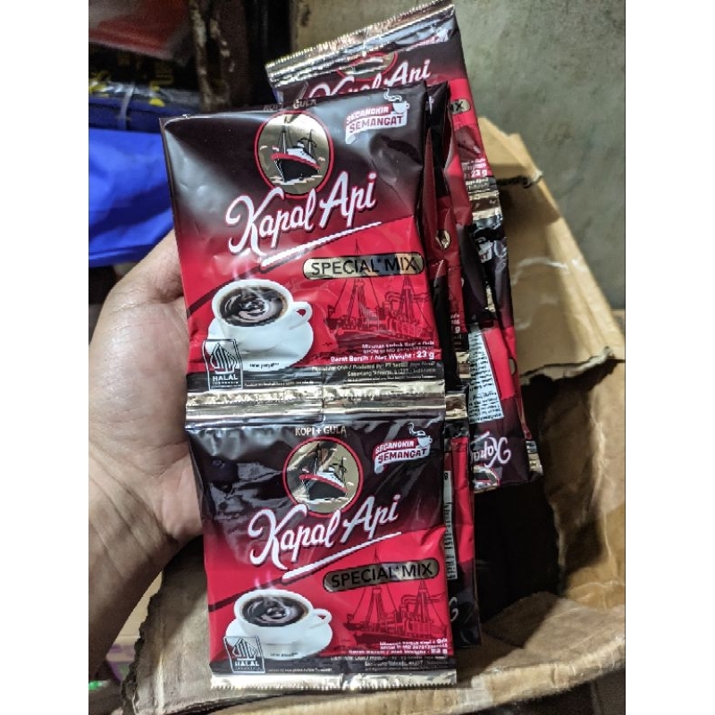

Kopi Kapal Api Mix Gula 1 Renceng isi 10 Sachet