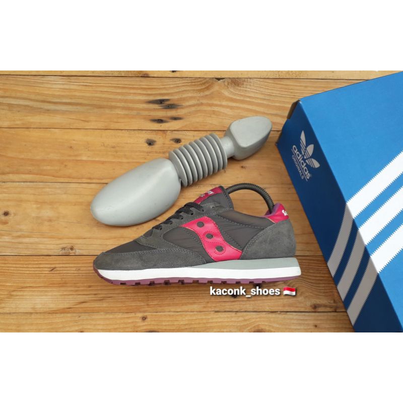 SEPATU SNEAKERS CASUAL SAUCONY JAZZ ORIGINAL