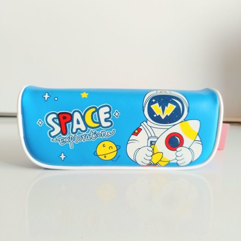 

Tempat Pensil Kain Resleting Pencil Case BD 191-25 Motif Anak ( Pcs ) [ Original ]