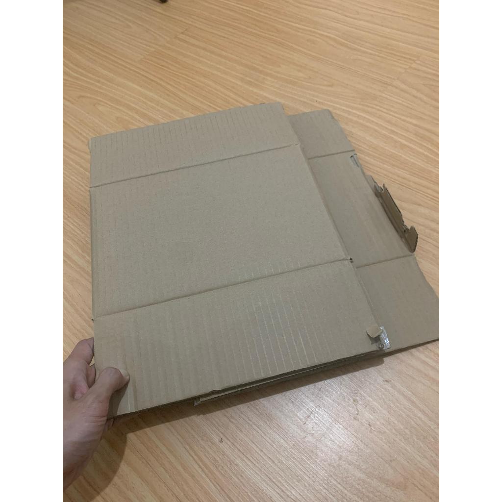 

[KHUSUS UNTUK PRODUK BROWNIES] Tambahan Packing Kardus Pengiriman Luar Kota (Jika Diperlukan)