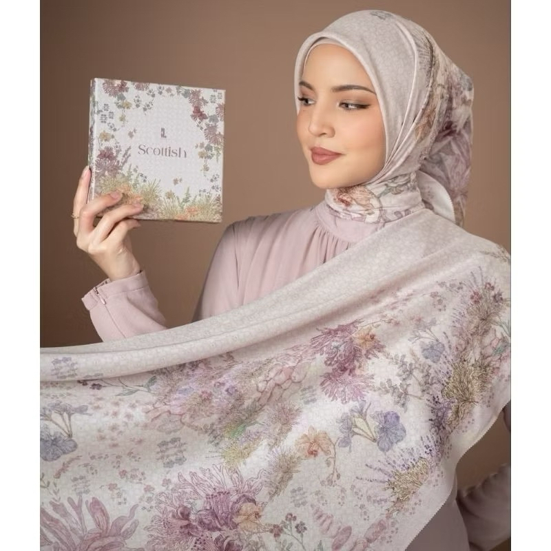 Preloved Scottish Scarf by Heylocal.id