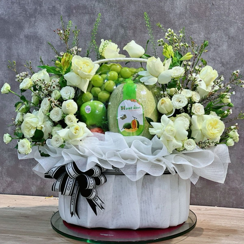 

the fruits and hampers series bouquets basket bucket buket bunga buah segar siap pakai dan kirim kapan saja kemana saja order segera hampers lebaran kekasih sahabats