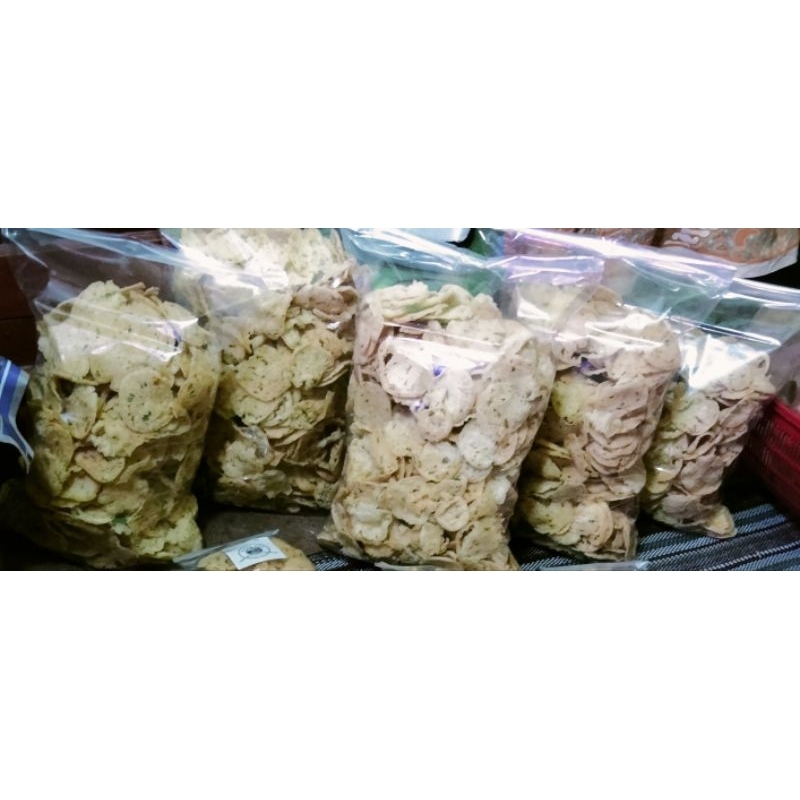 

Kipso kripik bakso bang fai isi net 100gr original dan pedas