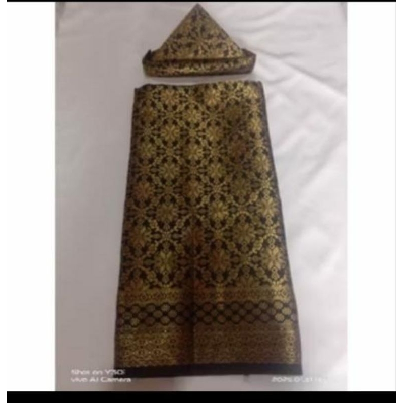 TANJAK DAN RUMPAK SONGKET KHAS MELAYU