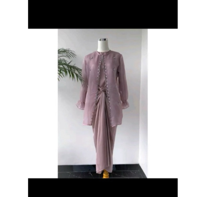 one set outer organza