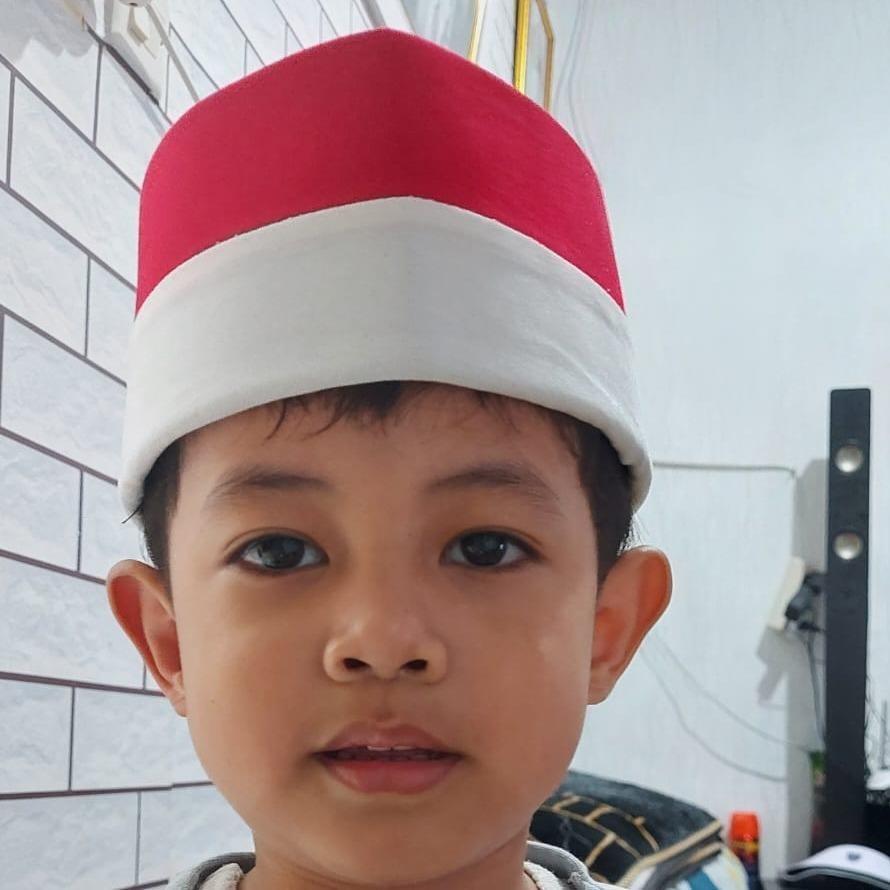 Songkok Kopiah Peci Merah Putih Dapat Pin Garuda