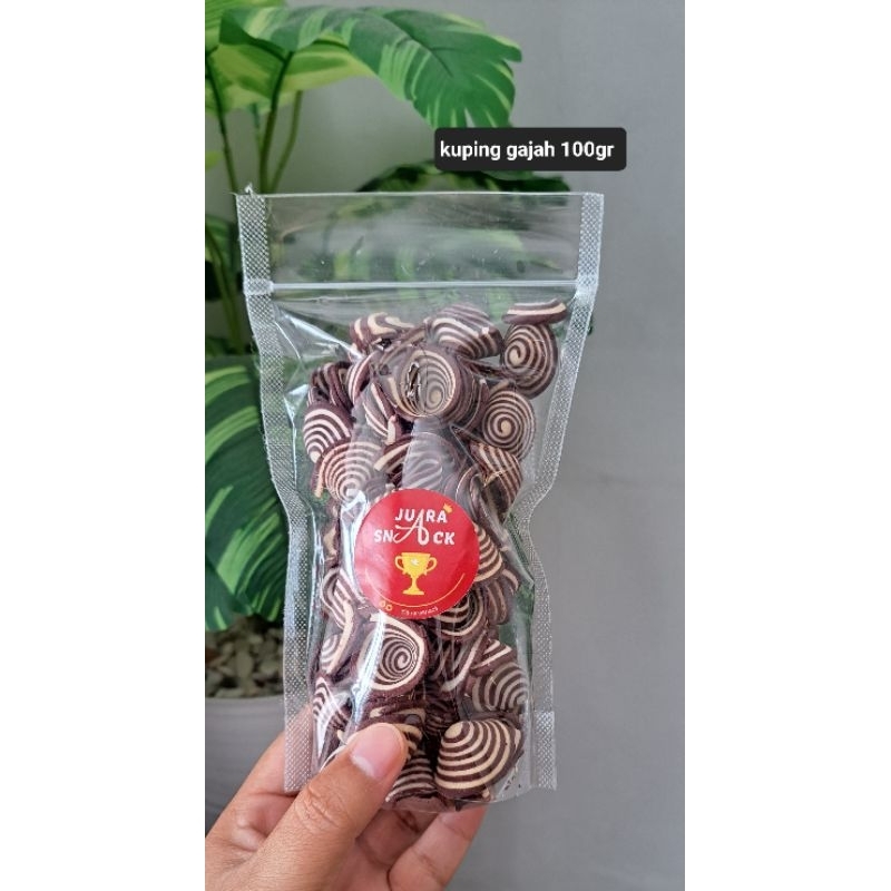 

Camilan Kuping Gajah 100gr