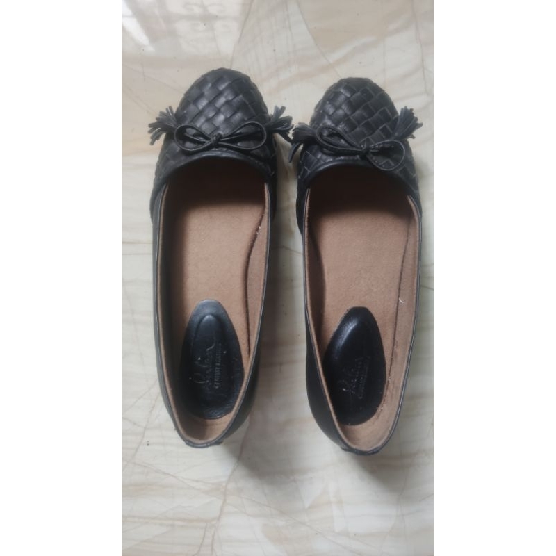 Sepatu Kerja Wanita Hitam Kulit Asli Serlium Leather Heels Pendek Size 43