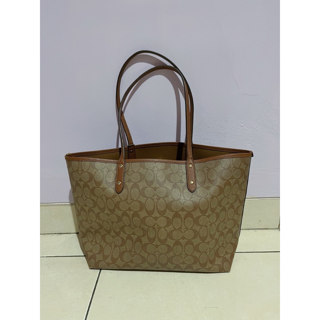 Coach City Tote Bag in Signature Canvas (Preloved)