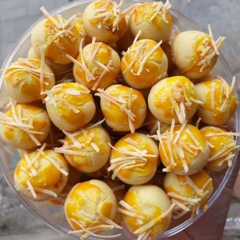 

Kue Nastar Keju - Kue Kering Toples 500 gram - Mama Harezz