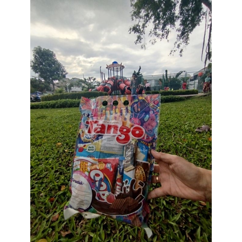 

PAKET HAMPERS SNACK ULTAH PLUS SUSU MINI MURAH MERIAH