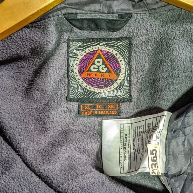 jaket outdoor ACG used like new