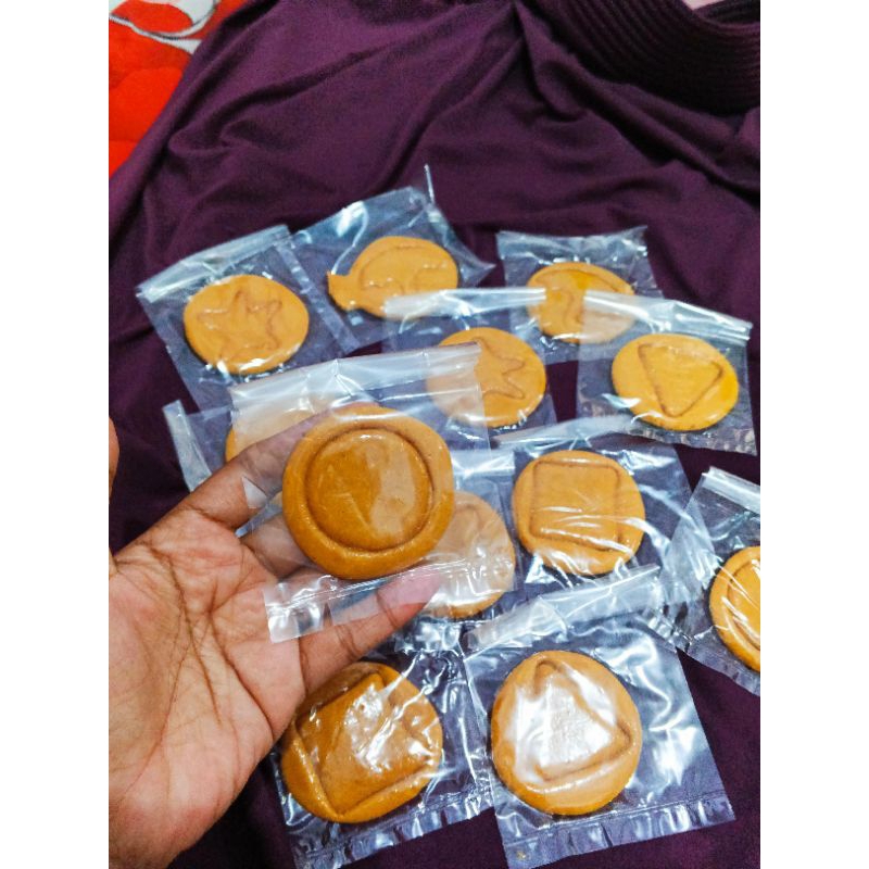 

Dalgona Candy squid game uk 6 cm harga per 1 pcs