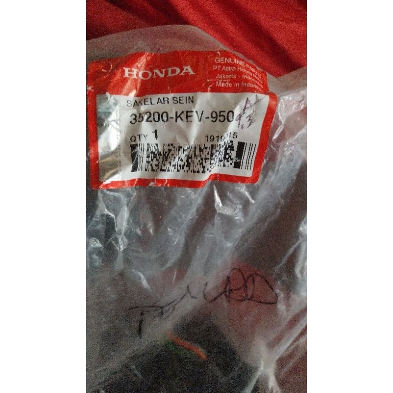 Saklar sen kiri untuk motor Supra rem depan tromol number part 35200KEV950