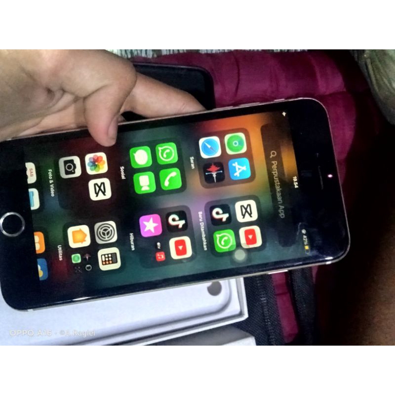 Iphone 6s plus second