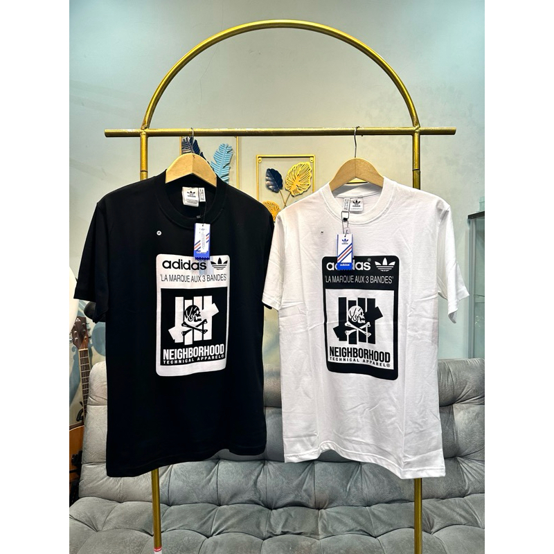 T-shirt adinda neighborhood unisex
