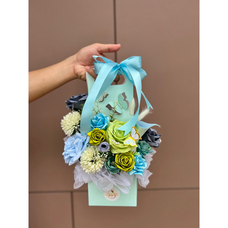 

TERIMA DADAKAN FLOWER BOX