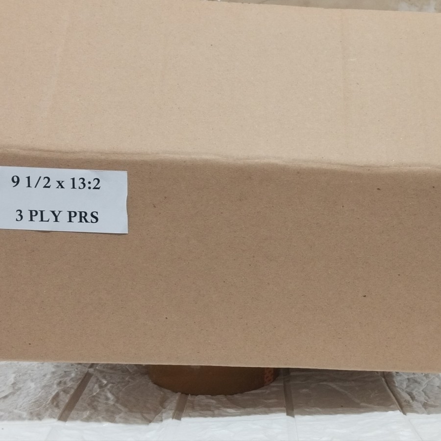 

Kertas Continuous Form/ Computer Form 9.5x13 3 ply PRS atau bagi 2