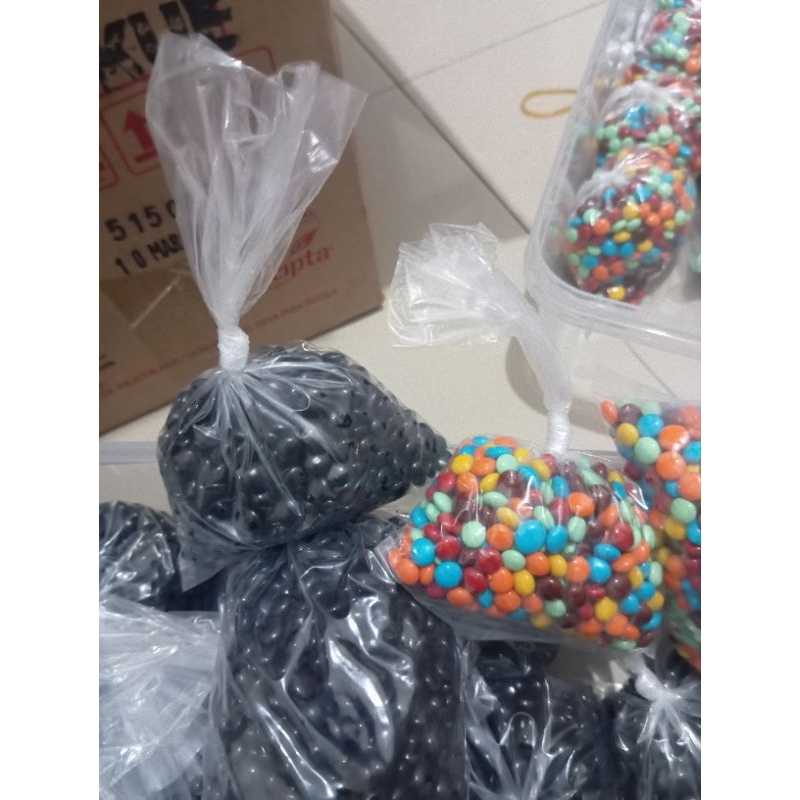 

chocochips MARVEL repack 100gr-+ coklat dan warna warni