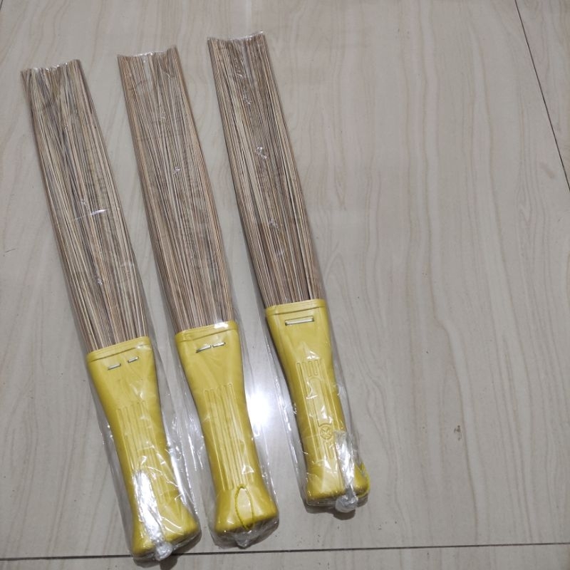 Paket 3 Pcs Sapu Tebah Kasur Mini Lidi Janur Panjang 50 cm