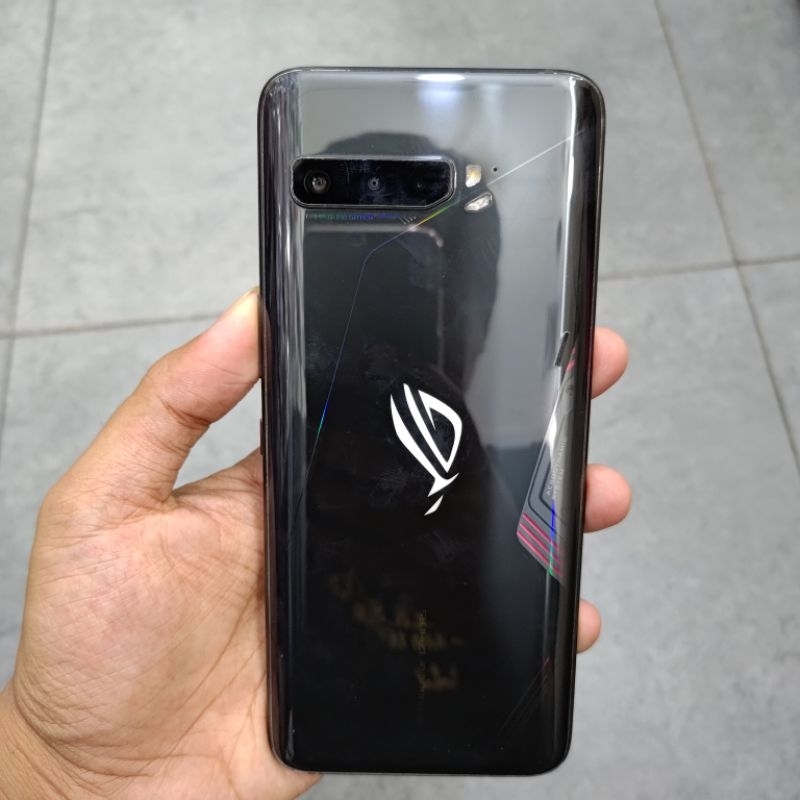 ASUS ROG 3 12/512 SECOUND