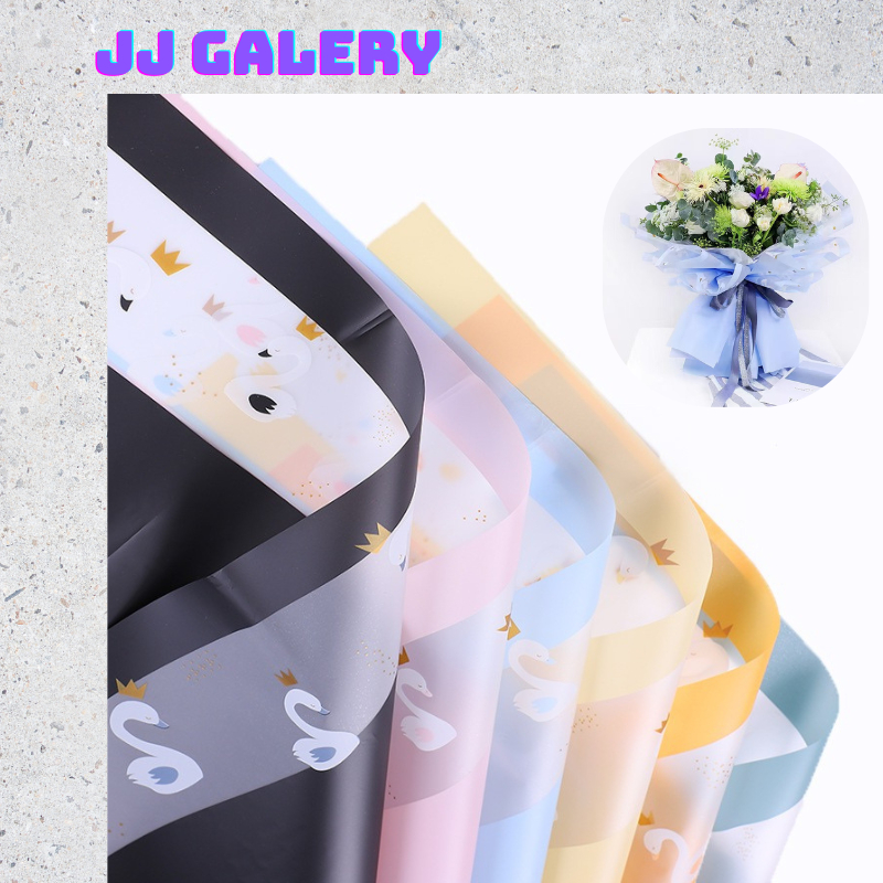 

Isi 20 LEMBAR Kertas Bunga Buket Motif Swan Flower Wrapping Paper Swan Transparan Cellophane KB062