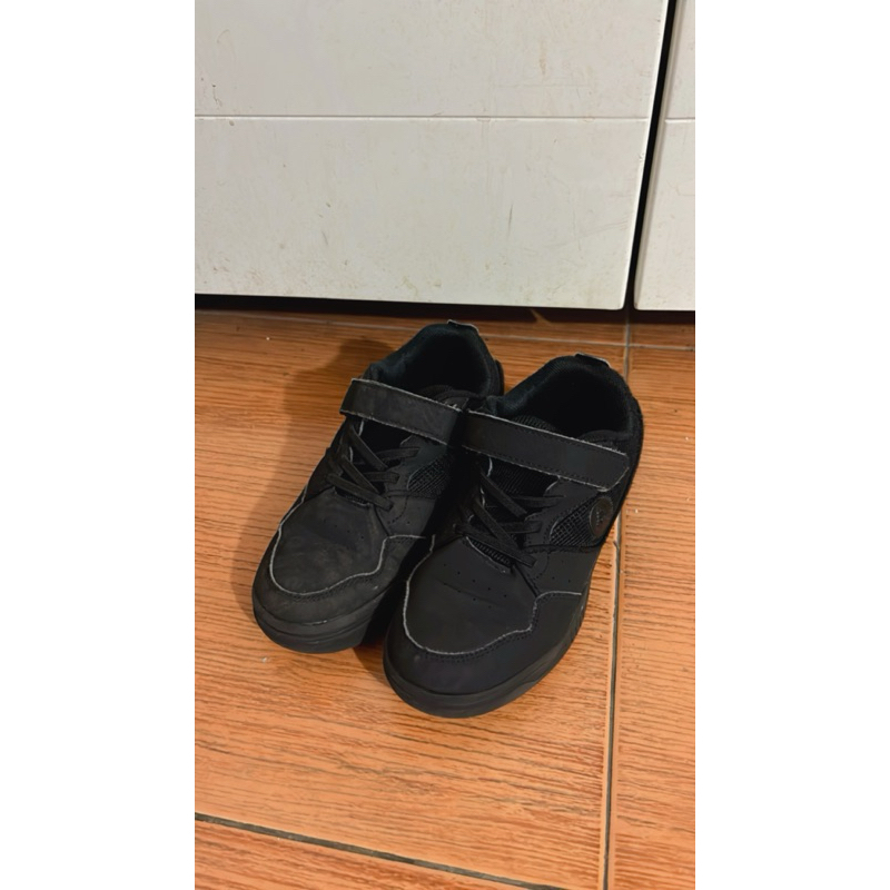 Preloves Sepatu Sekolah Anak Airwalk