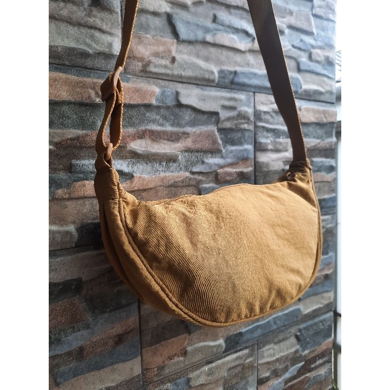 Slingbag Kuning UNIQLO - TAS PRELOVED BRANDED ORIGINAL