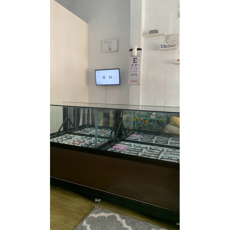 etalase optik/ etalase kacamata/ ex display/ etalase second