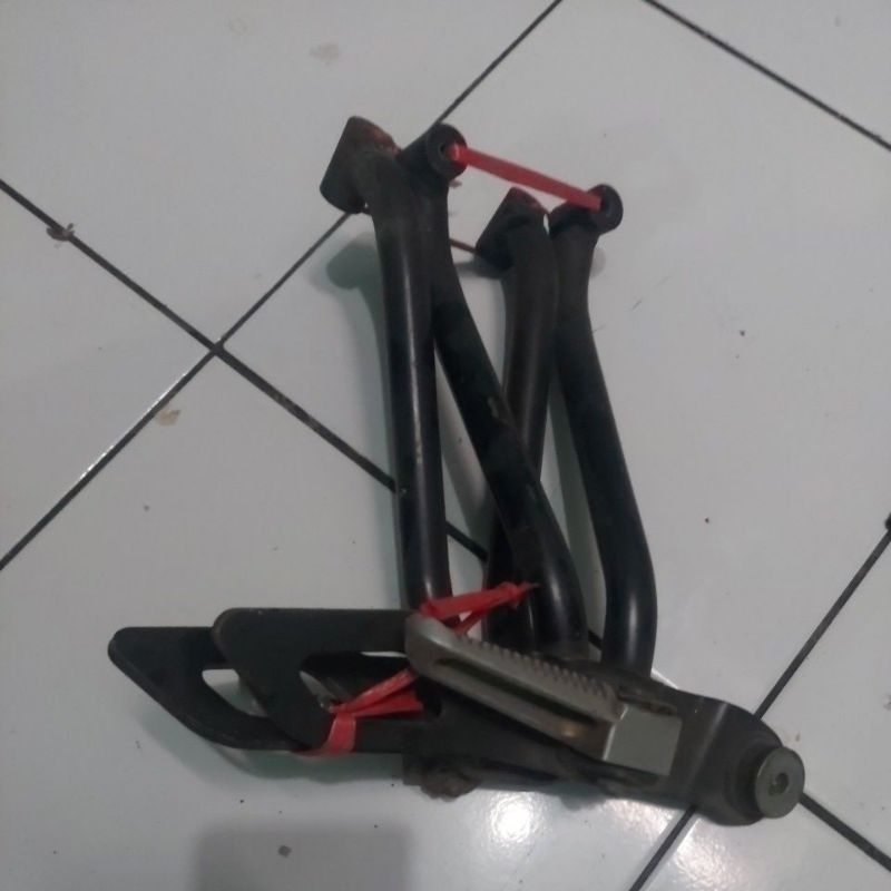 Step footstep belakang R15 v2 ori copotan