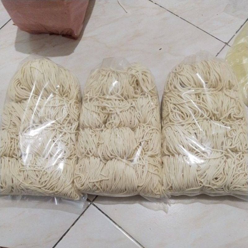 

Mie Basah 3kg isi 36 Porsi