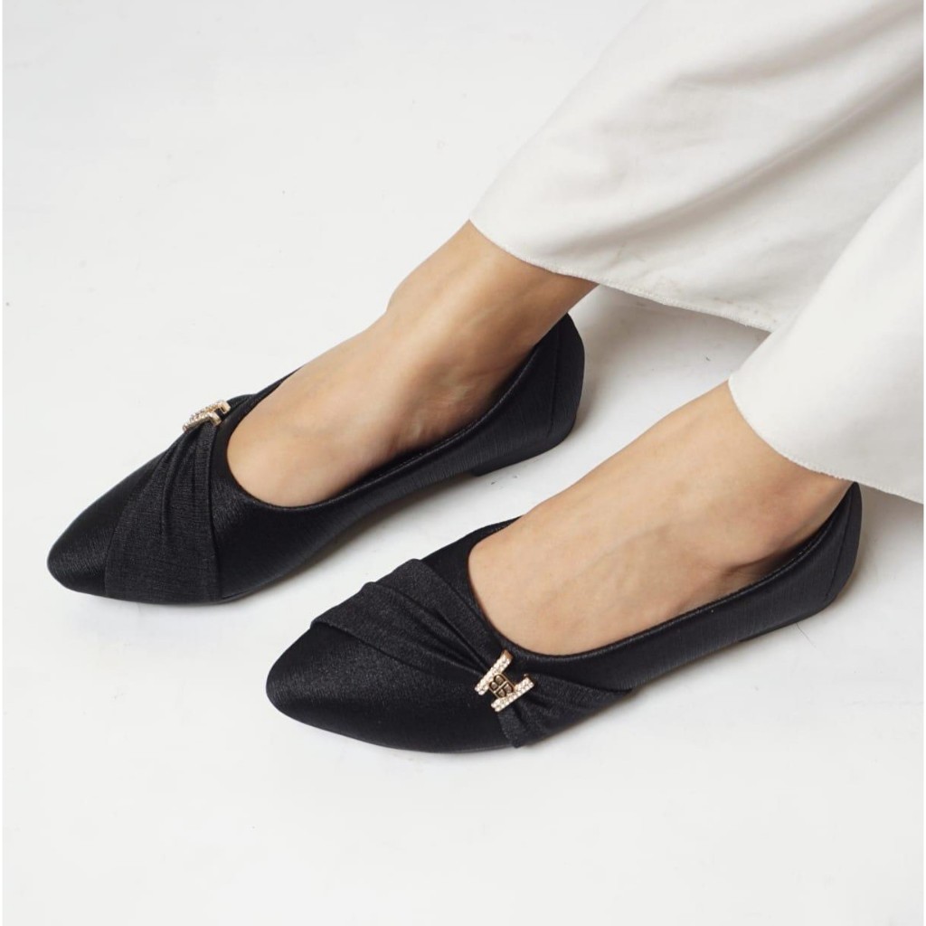 Umma Sepatu Wanita Sintia 06 Holic Shoes