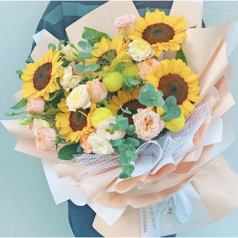 

KB074 20 lembar Kertas Buket Bunga Bi Color White Flower Wrapping Waterproof Cellophane