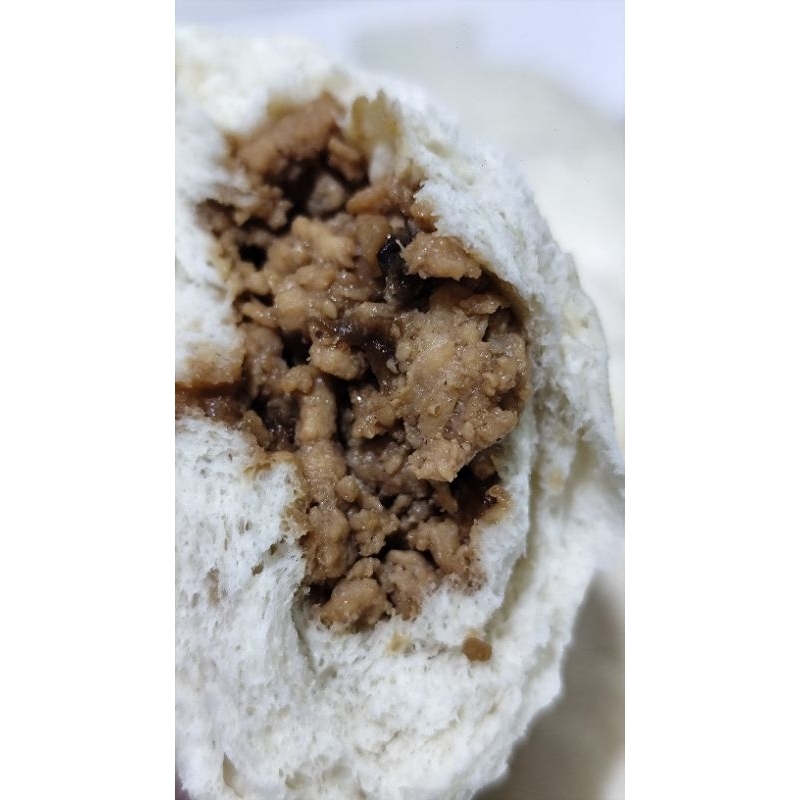 

Bakpso daging ayam & b2 kue khas, kalimantan