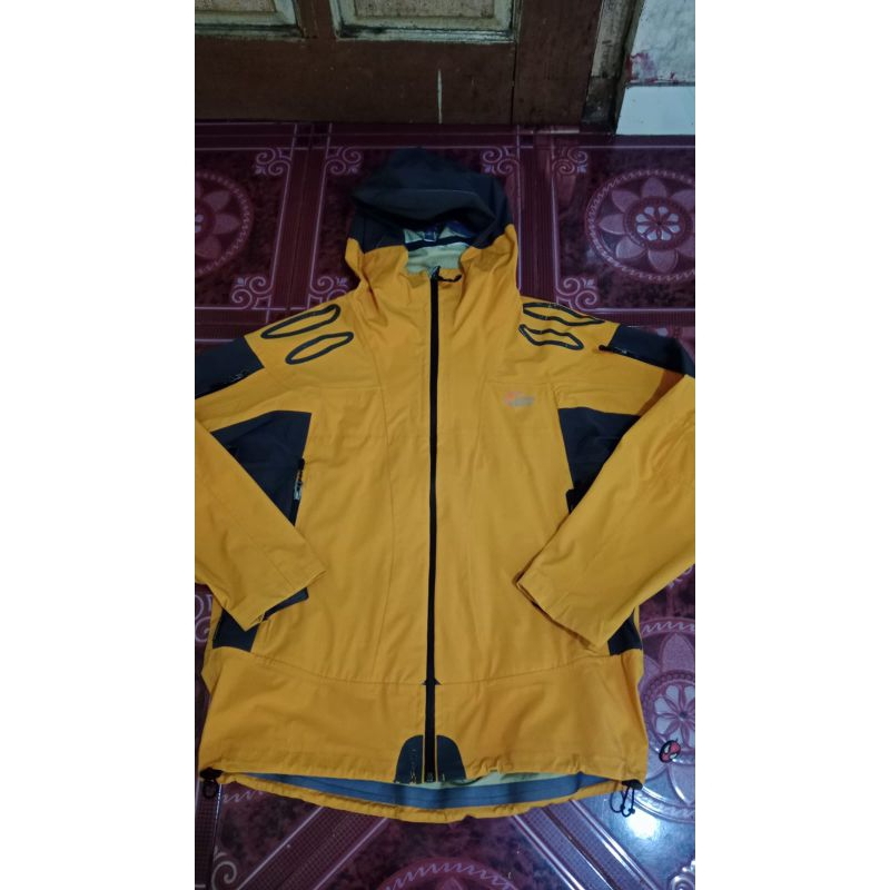 jaket preloved LA