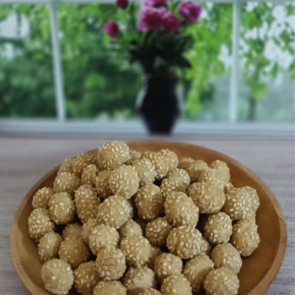 

Aralus - Makanan / Finger food / Camilan - Liliput wijen