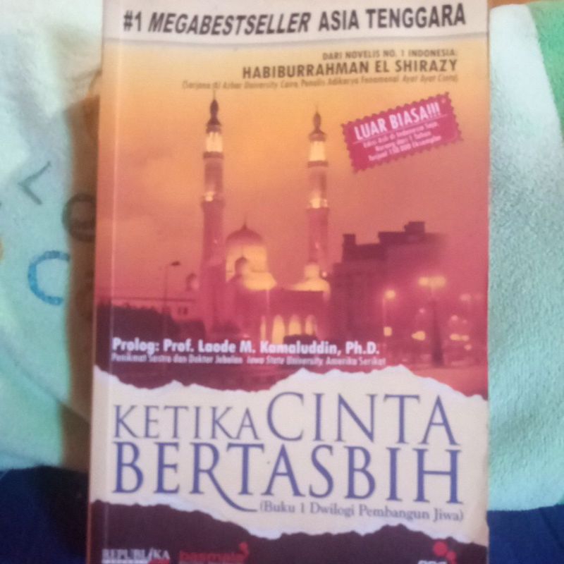 Novel Ketika Cinta Bertasbih Original vol.1 (preloved)