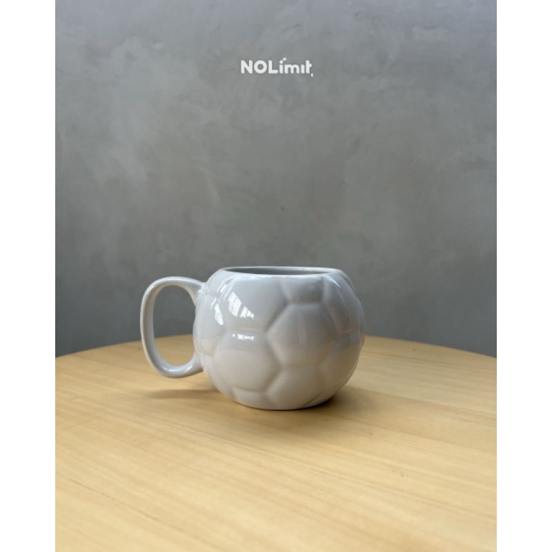 NOLIMIT GELAS ESTETIK MUG KERAMIK CANGKIR KOPI BOLA 300 ML COCOK UNTUK SOUVENIR DAN KADO